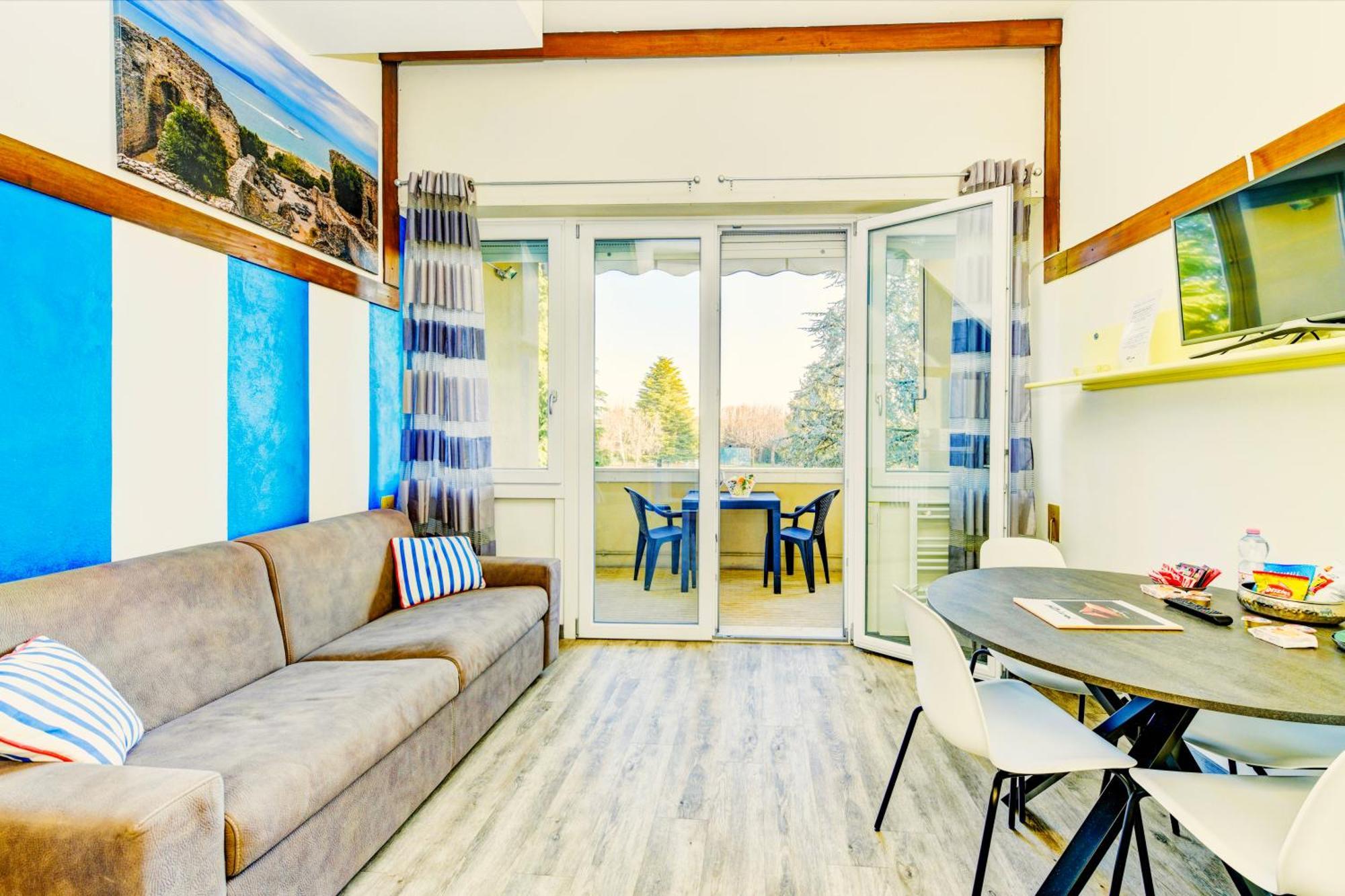 The Riva Apartment סירמיונה מראה חיצוני תמונה